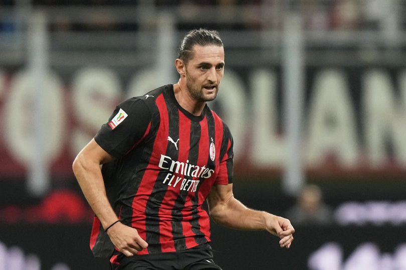 Ac milan beruntung atau rabiot?